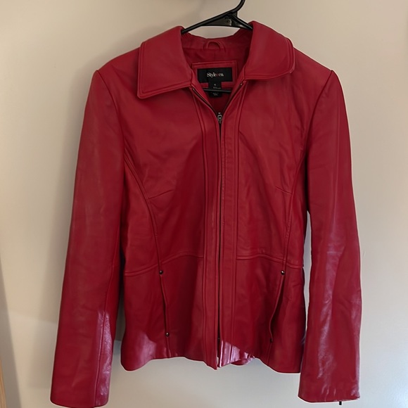 Leather jacket - Picture 3 of 4